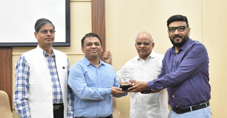 Machadalo Honored at IIM Mumbai’s Empresario 2024 Event